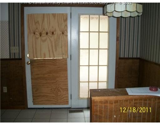 222 Easter Road Nitro, WV 25143 - Photo 5 of 13 Other.