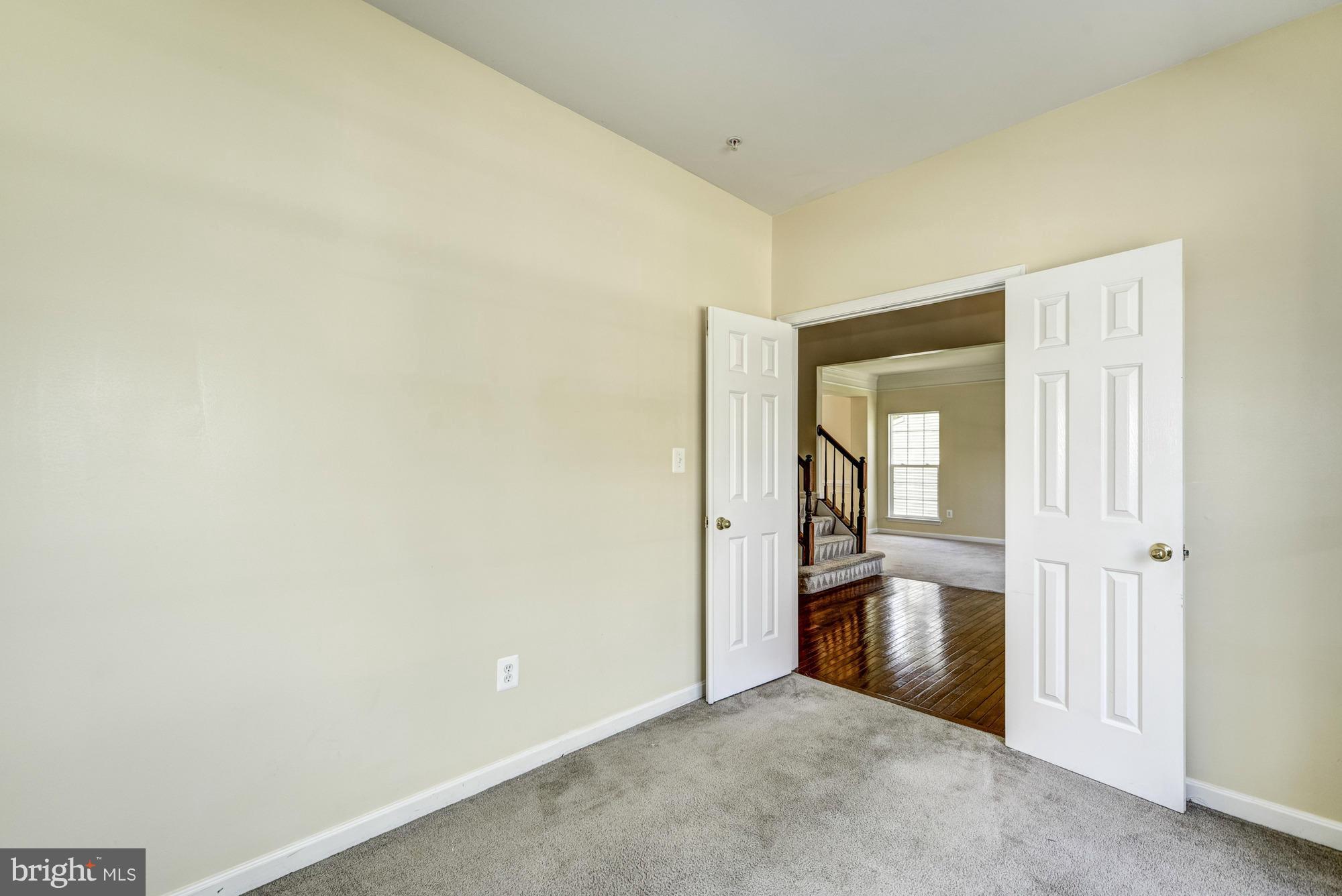 9832 Farm Pond Road Laurel, MD 20708 - Photo 13 of 30 Private Office/Study