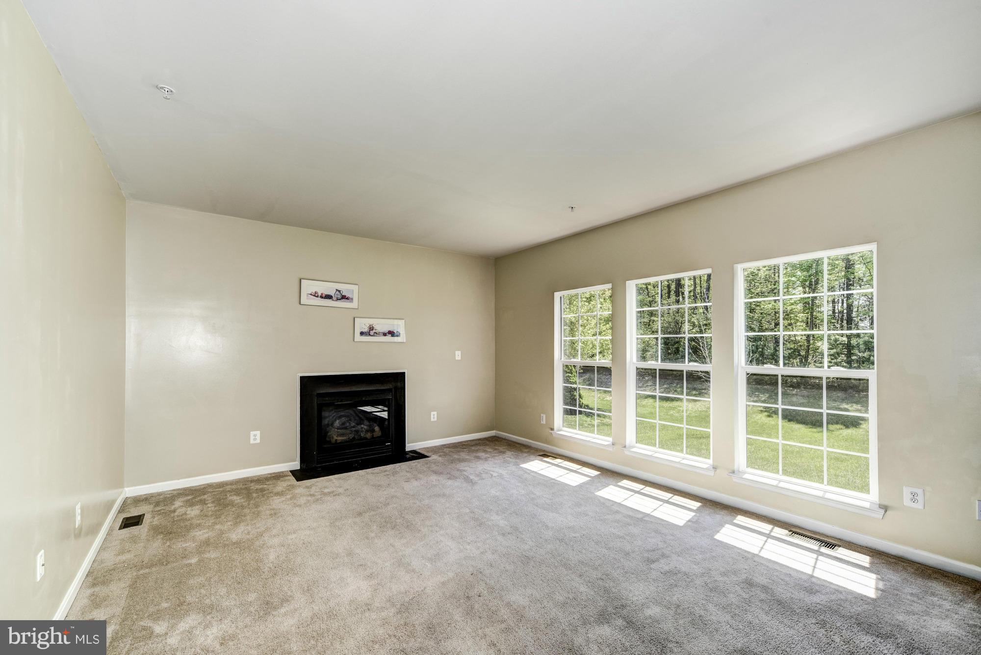 9832 Farm Pond Road Laurel, MD 20708 - Photo 9 of 30 Family Room