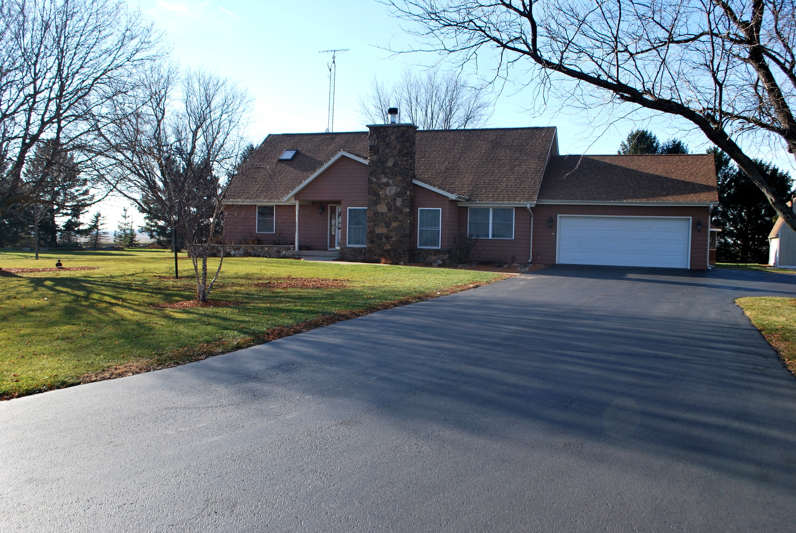 3920 South Center Road Rochelle, IL 61068 - Photo 2 of 57