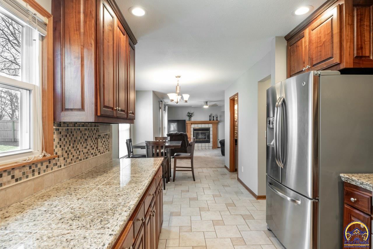 724 Eldridge Street Lawrence, KS 66049 - Photo 23 of 52