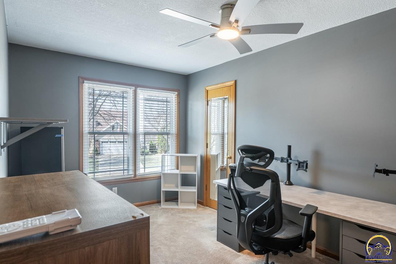 724 Eldridge Street Lawrence, KS 66049 - Photo 33 of 52