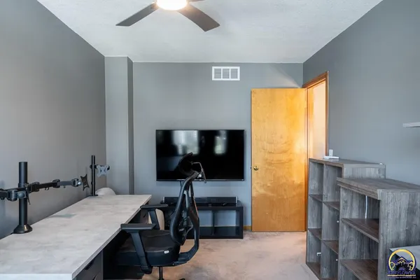 $409,900 | 724 Eldridge Street, Lawrence, KS 66049