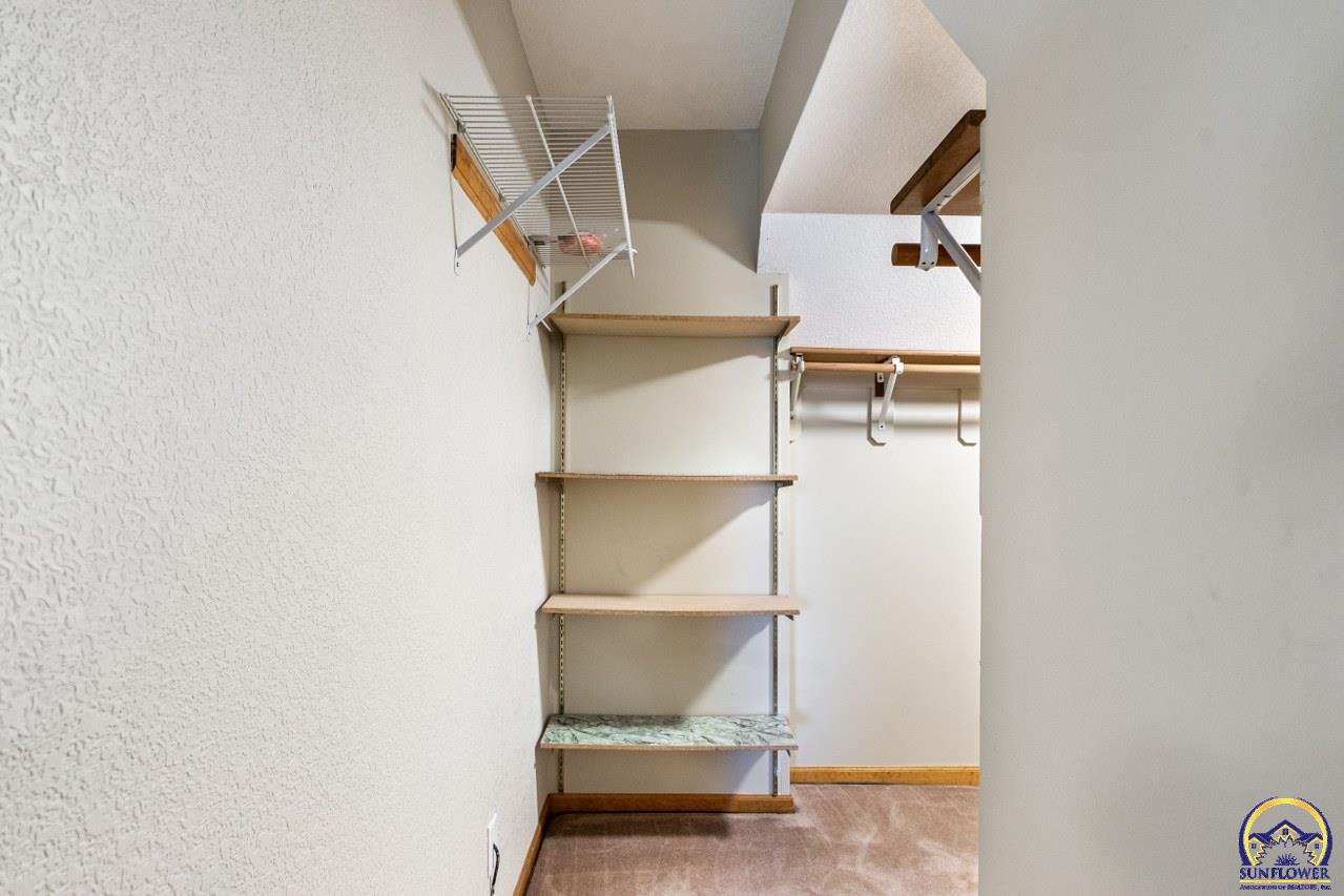 724 Eldridge Street Lawrence, KS 66049 - Photo 40 of 52