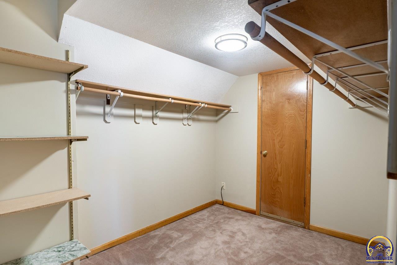 724 Eldridge Street Lawrence, KS 66049 - Photo 41 of 52
