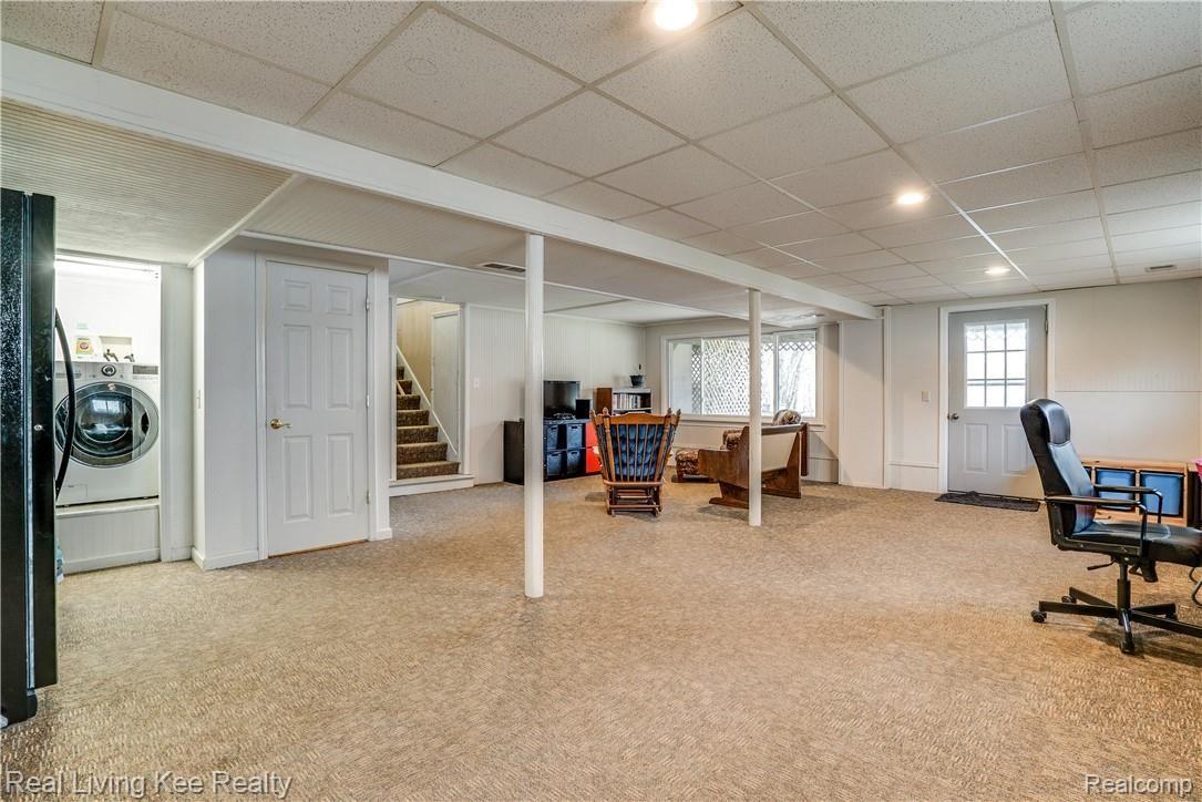 140 Indianside Road Oakland, MI 48363 - Photo 23 of 62 Interiors (2 of 41).jpg