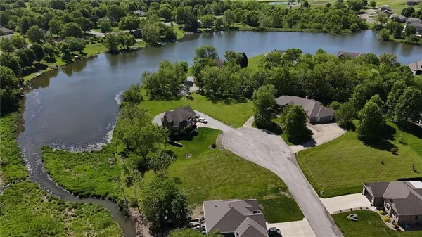 $49,500 | Lot 36 Shore Circle, Plattsburg, MO 64477