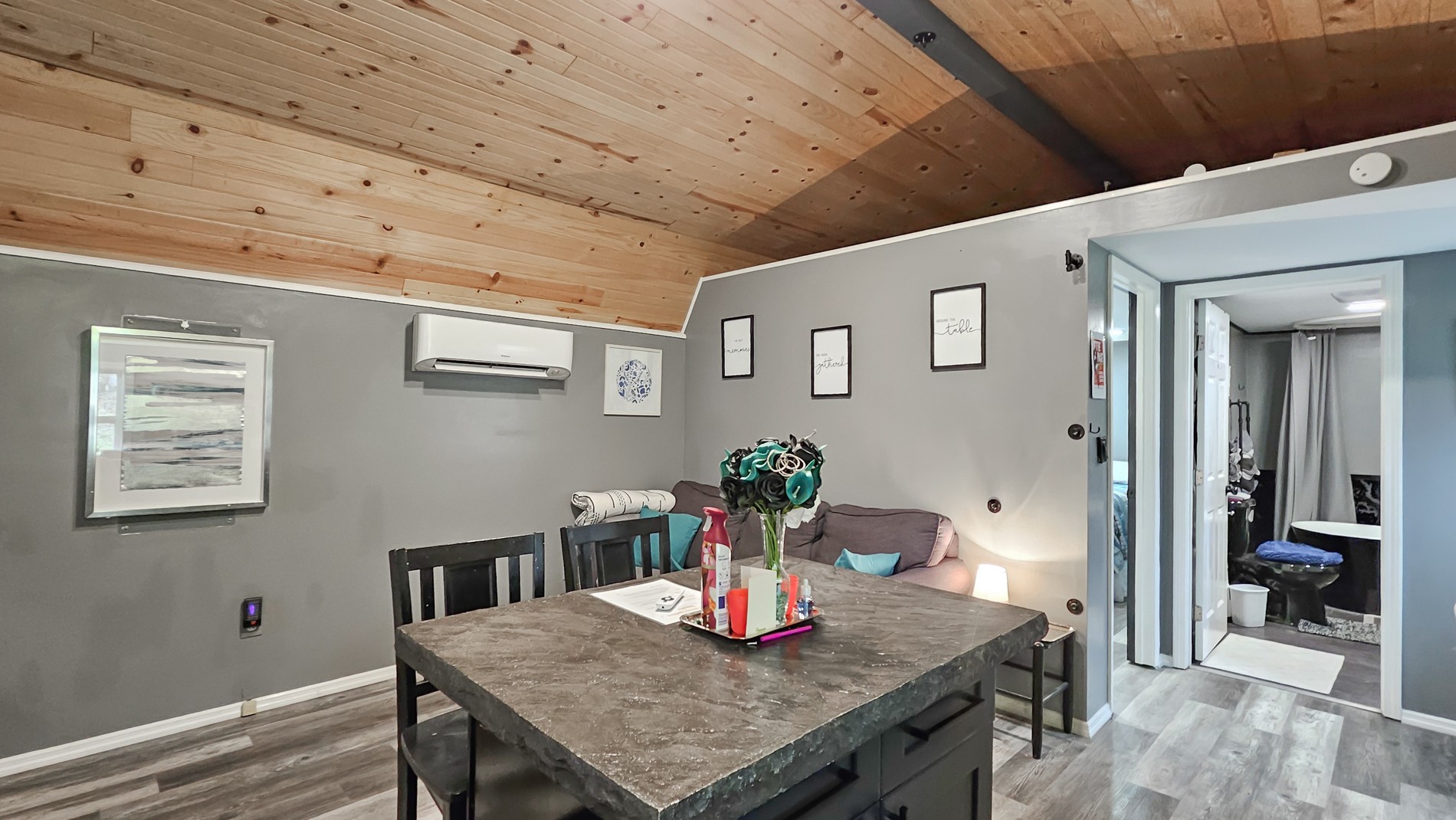 1300 Black Road Prospect, TN 38477 - Photo 4 of 59