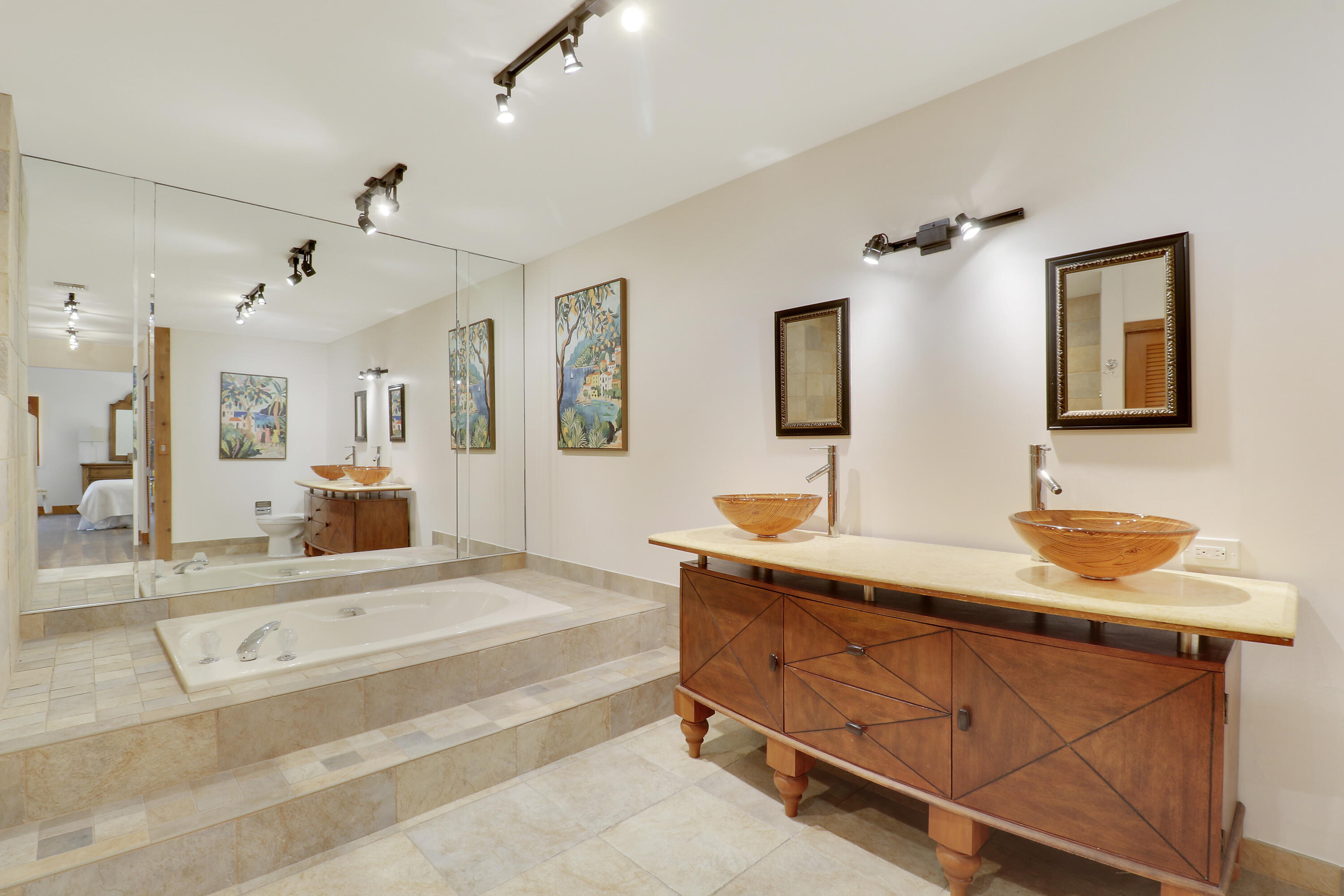 109 Seashore Drive Jupiter, FL 33477 - Photo 21 of 46 Spa Like Master Bath