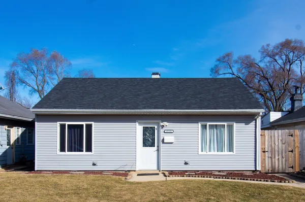 $179,999 | 17115 Park Avenue, Lansing, IL 60438