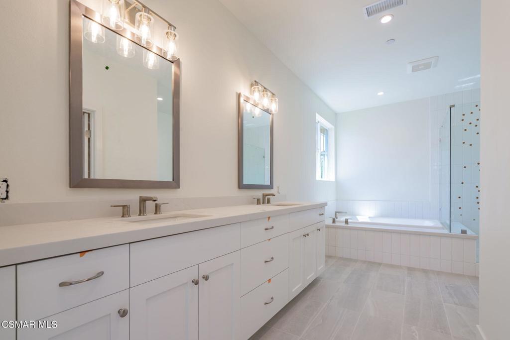 4699 Summit Avenue Simi Valley, CA 93063 - Photo 33 of 64