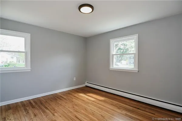 $2,800 | 10 North Cobblers Court, East Lyme, CT 06357