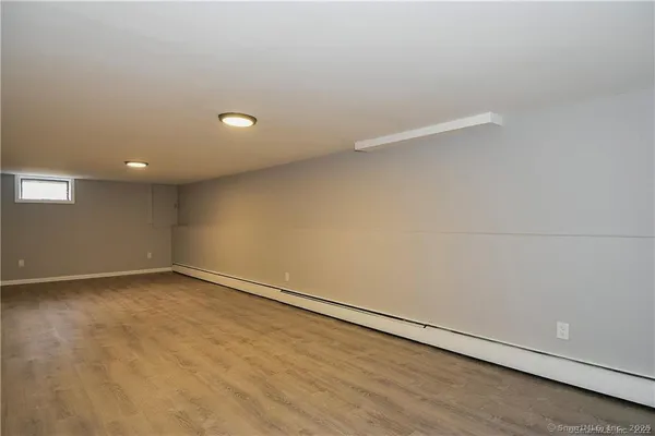 $2,800 | 10 North Cobblers Court, East Lyme, CT 06357