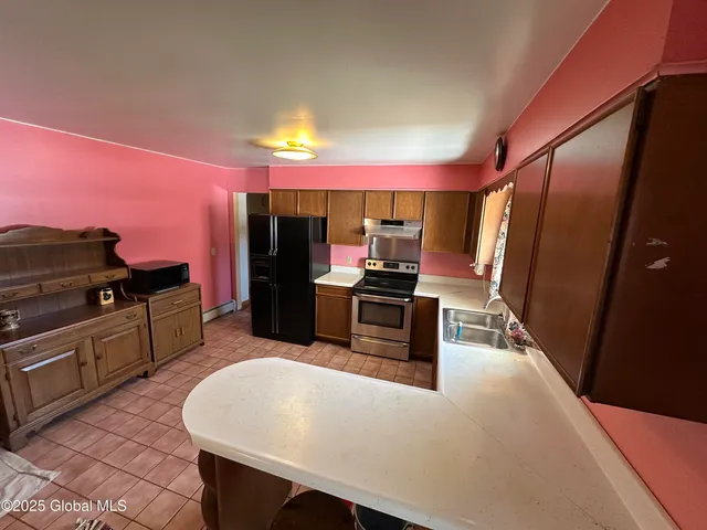 $369,000 | 4283 County Rte 9, New Lebanon, NY 12060