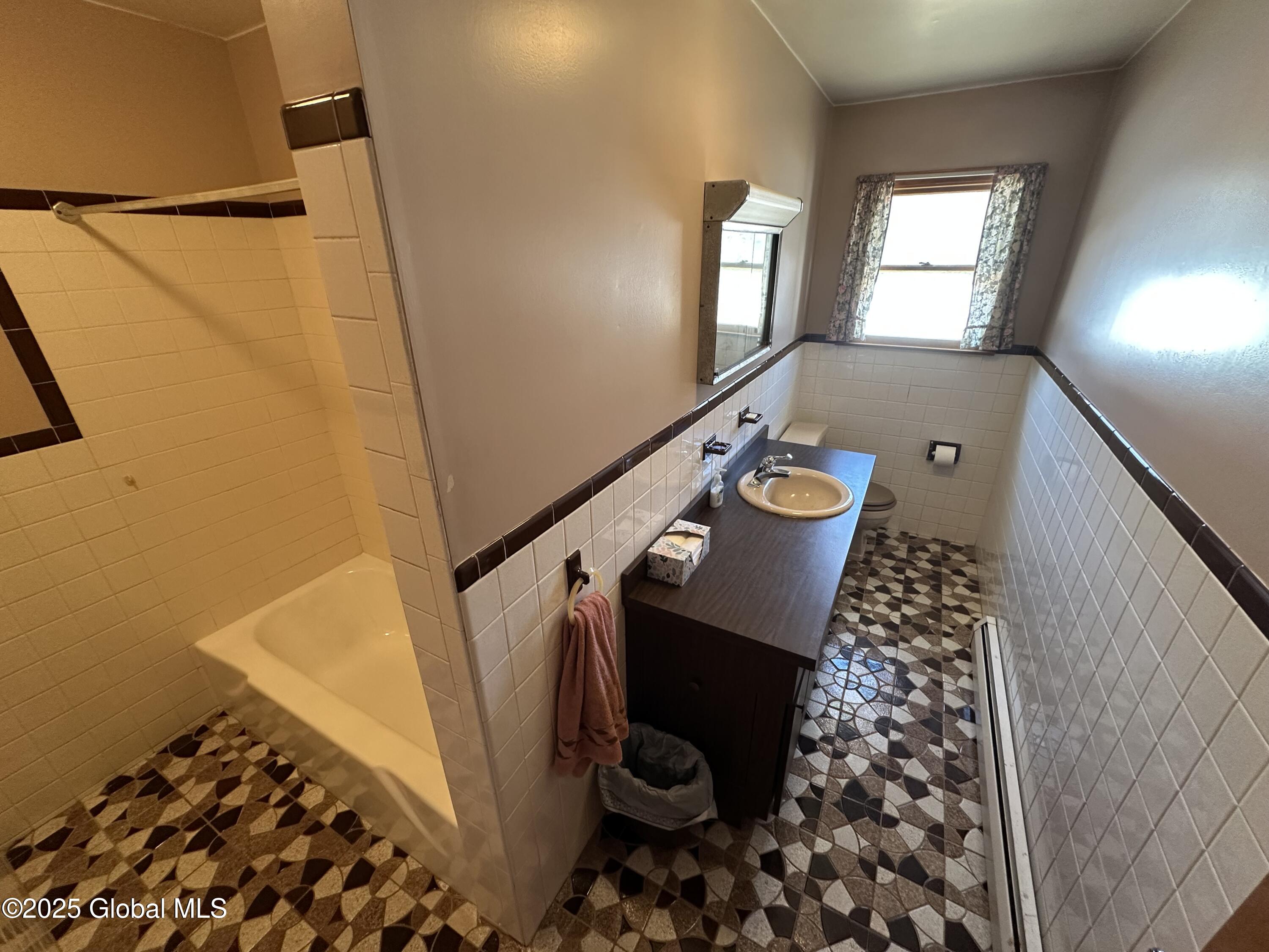 4283 County Rte 9 New Lebanon, NY 12060 - Photo 15 of 32 Gary main bath 2