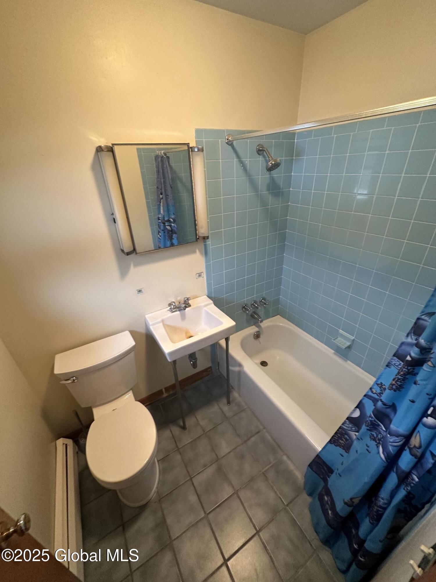 4283 County Rte 9 New Lebanon, NY 12060 - Photo 22 of 32 Gary master bath