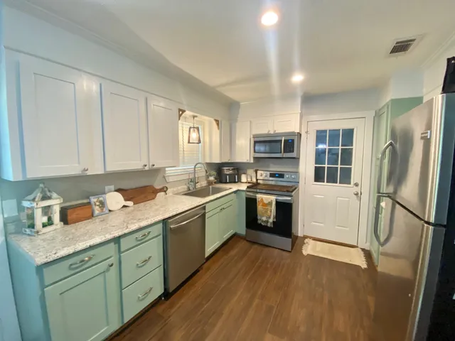 $165,000 | 685 West Forth Street, Groveton, TX 75845