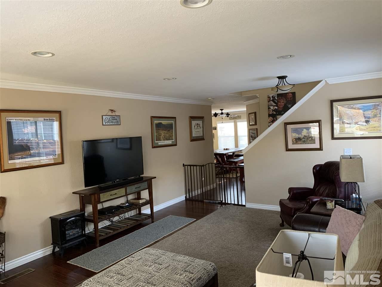 7845 Welsh Drive Reno, NV 89506 - Photo 8 of 20 Photo 8