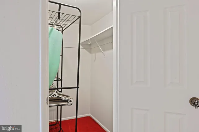 $1,995 | 7857 Enola Street, Unit 208, McLean, VA 22102