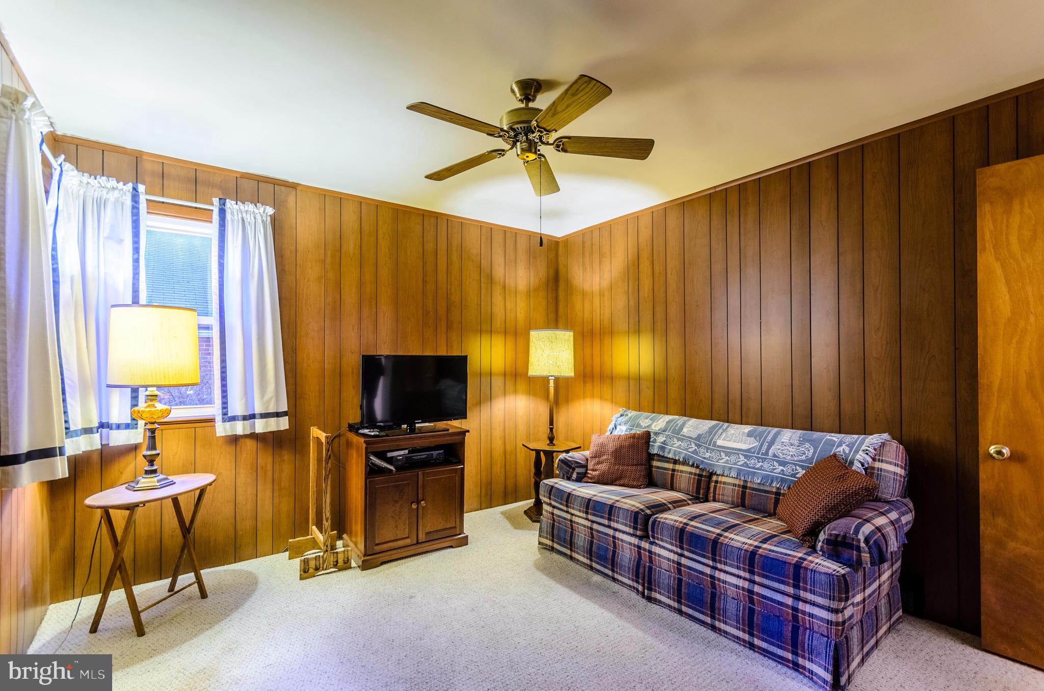 414 Creston Road York, PA 17403 - Photo 17 of 25 Gallery Image 17