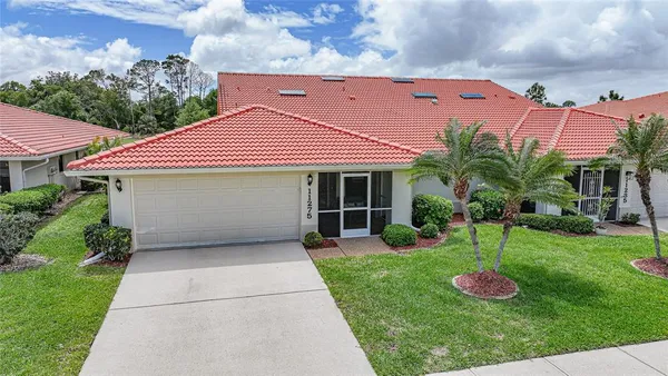 $289,000 | 11275 Southwest Courtney Drive, Lake Suzy, FL 34269
