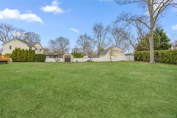 $300,000 | 6th Ave Street, St. James, NY 11780