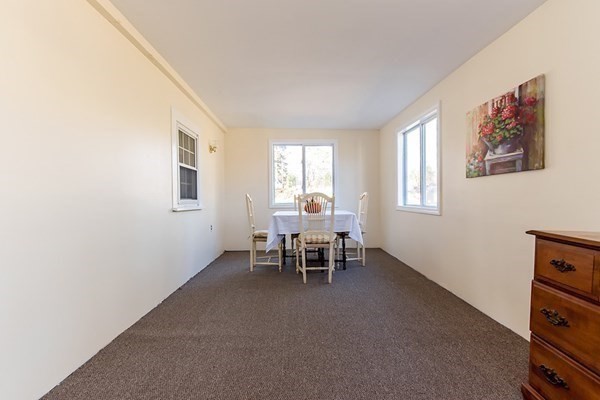 286 Moosehill Road Walpole, MA 02032 - Photo 14 of 31 Gallery Image 14