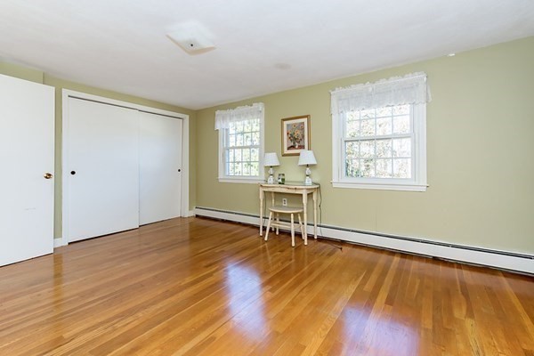 286 Moosehill Road Walpole, MA 02032 - Photo 18 of 31 Gallery Image 18