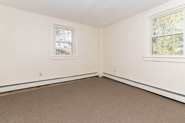 286 Moosehill Road Walpole, MA 02032 - Photo 21 of 31 Gallery Image 21