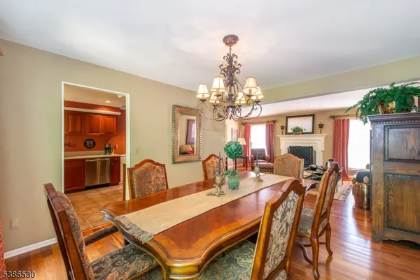$742,000 | 8 Tomahawk Drive, Wayne, NJ 07470