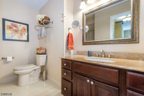 $742,000 | 8 Tomahawk Drive, Wayne, NJ 07470