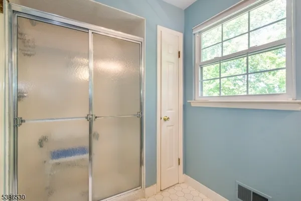 $742,000 | 8 Tomahawk Drive, Wayne, NJ 07470