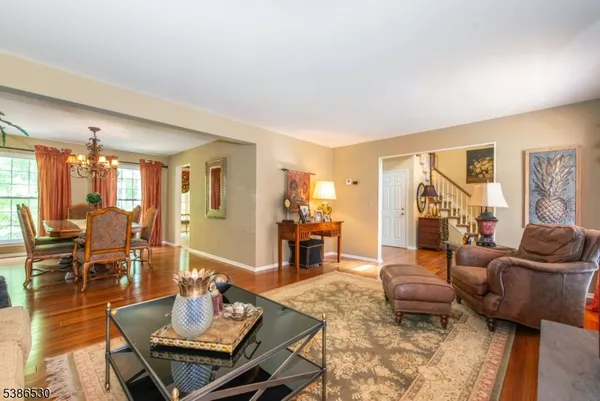 $742,000 | 8 Tomahawk Drive, Wayne, NJ 07470