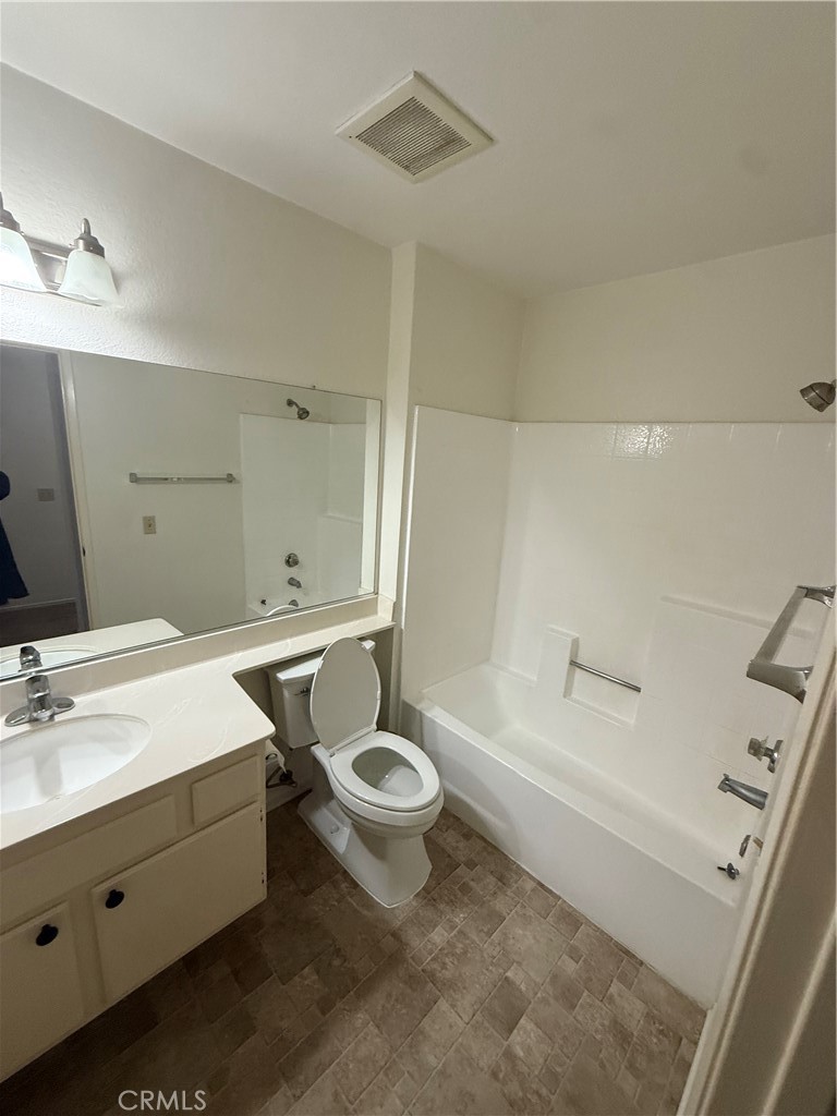 25152 Steinbeck Avenue Stevenson Ranch, CA 91381 - Photo 18 of 31