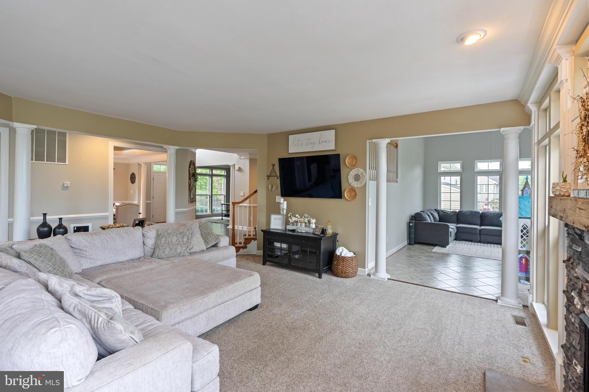 11030 Country Club Road New Market, MD 21774 - Photo 10 of 63 Huge main level living room