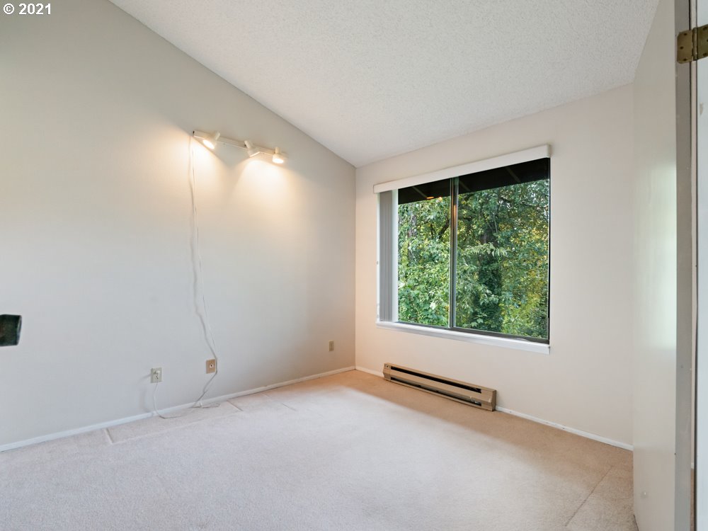 7714 Southwest Barnes Road, Unit A Portland, OR 97225 - Photo 20 of 32 Gallery Image 20