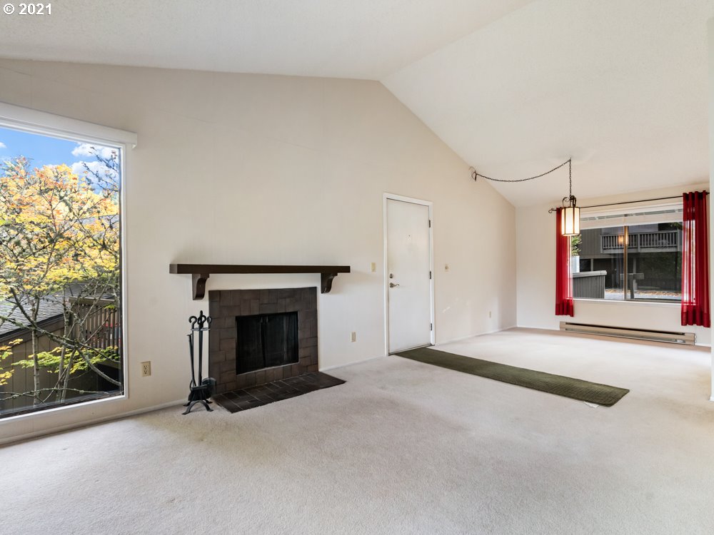 7714 Southwest Barnes Road, Unit A Portland, OR 97225 - Photo 6 of 32 Gallery Image 6