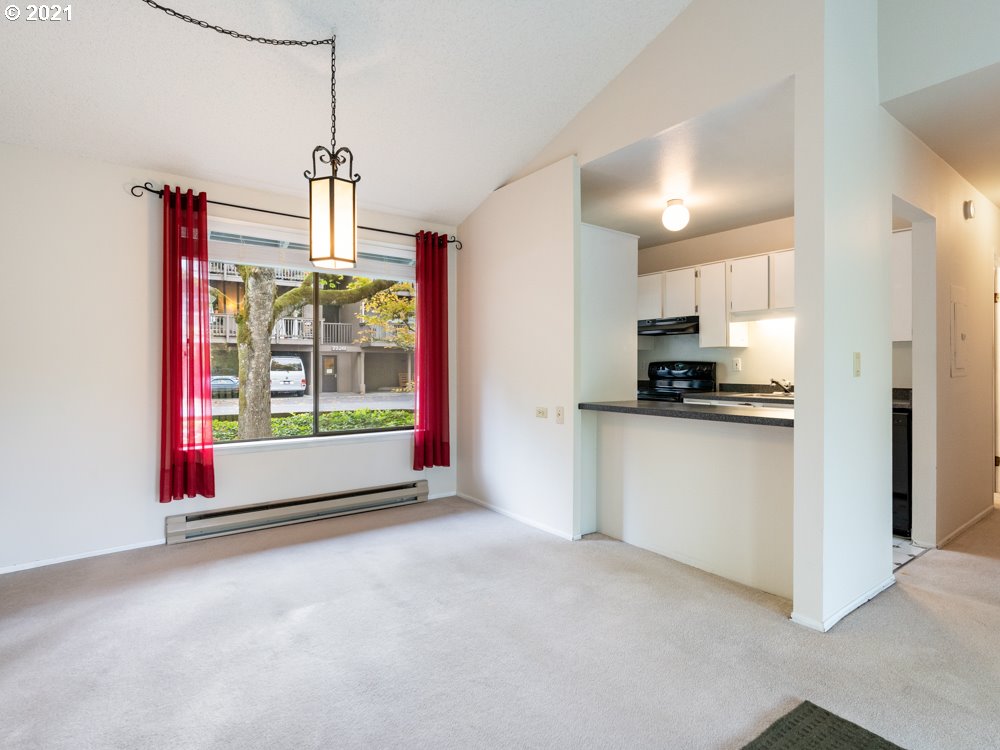 7714 Southwest Barnes Road, Unit A Portland, OR 97225 - Photo 9 of 32 Gallery Image 9