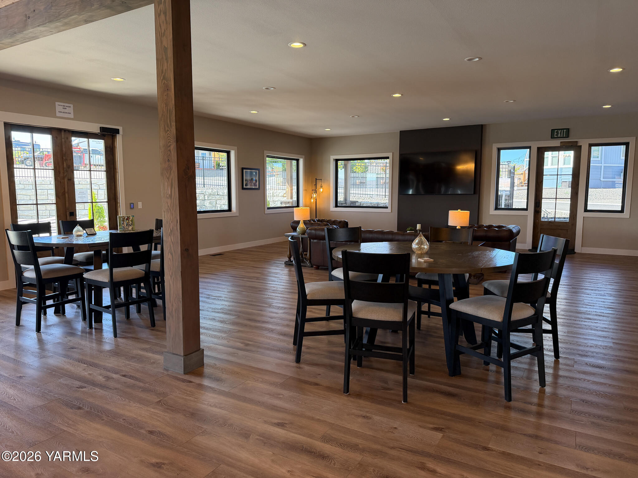 1769 Naches Wenas Road, Unit 108 Selah, WA 98942 - Photo 6 of 10 6. Clubhouse Interior