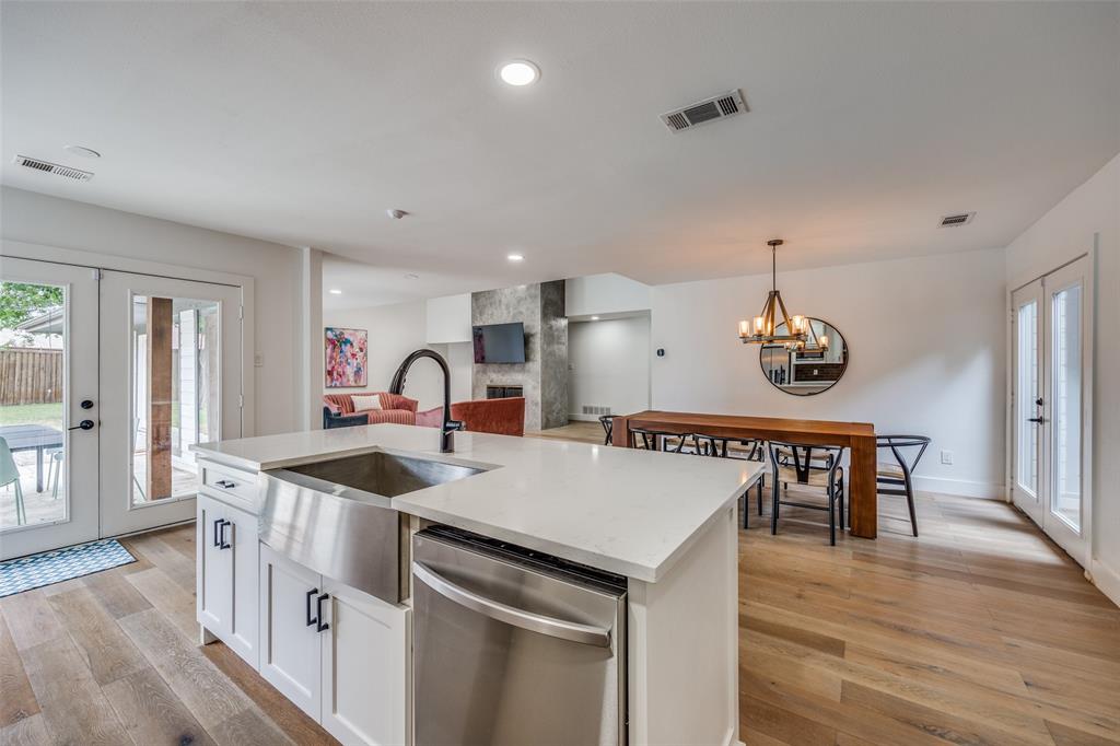 6719 Duffield Court Dallas, TX 75248 - Photo 9 of 24