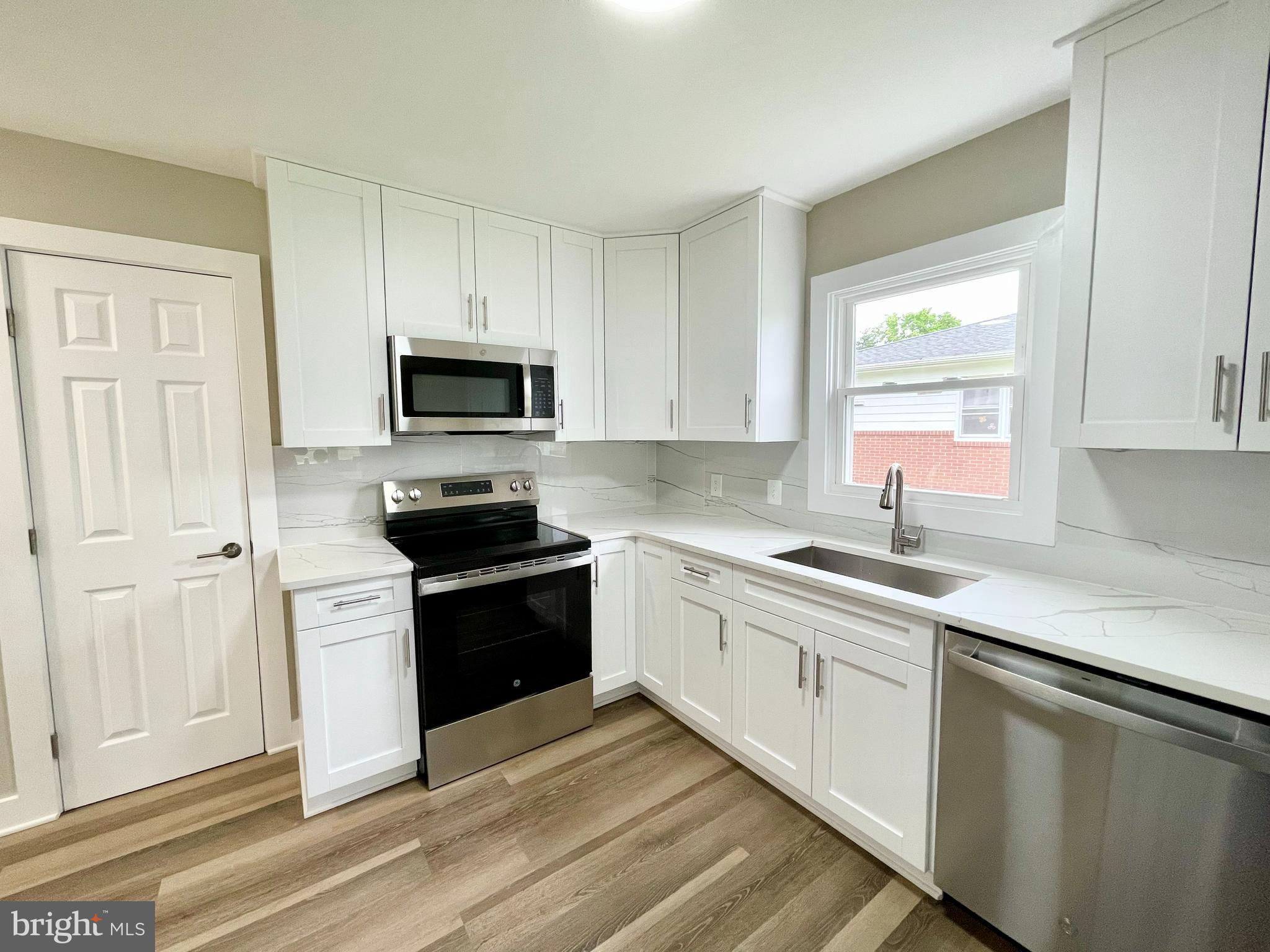 514 Military Road Frederick, MD 21702 - Photo 5 of 24 Gallery Image 5