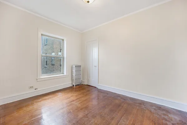 $1,645 | 2749 North Kilbourn Avenue, Unit 2, Chicago, IL 60639