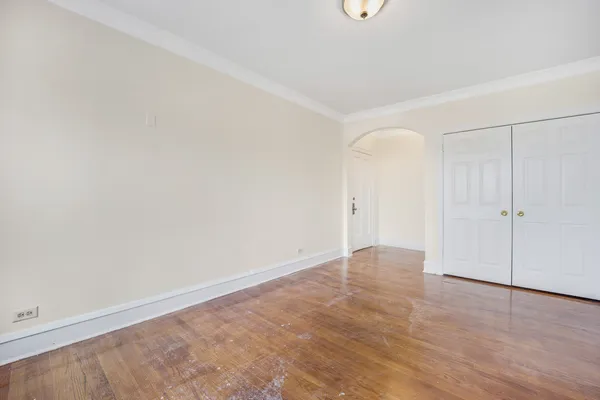 $1,645 | 2749 North Kilbourn Avenue, Unit 2, Chicago, IL 60639