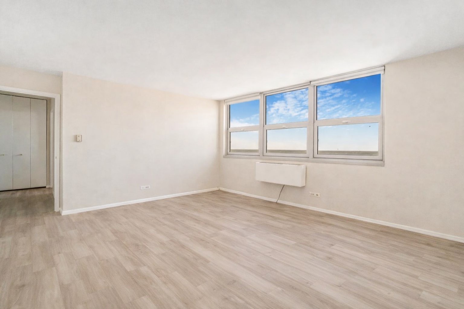 6147 North Sheridan Road, Unit 27A Chicago, IL 60660 - Photo 9 of 23