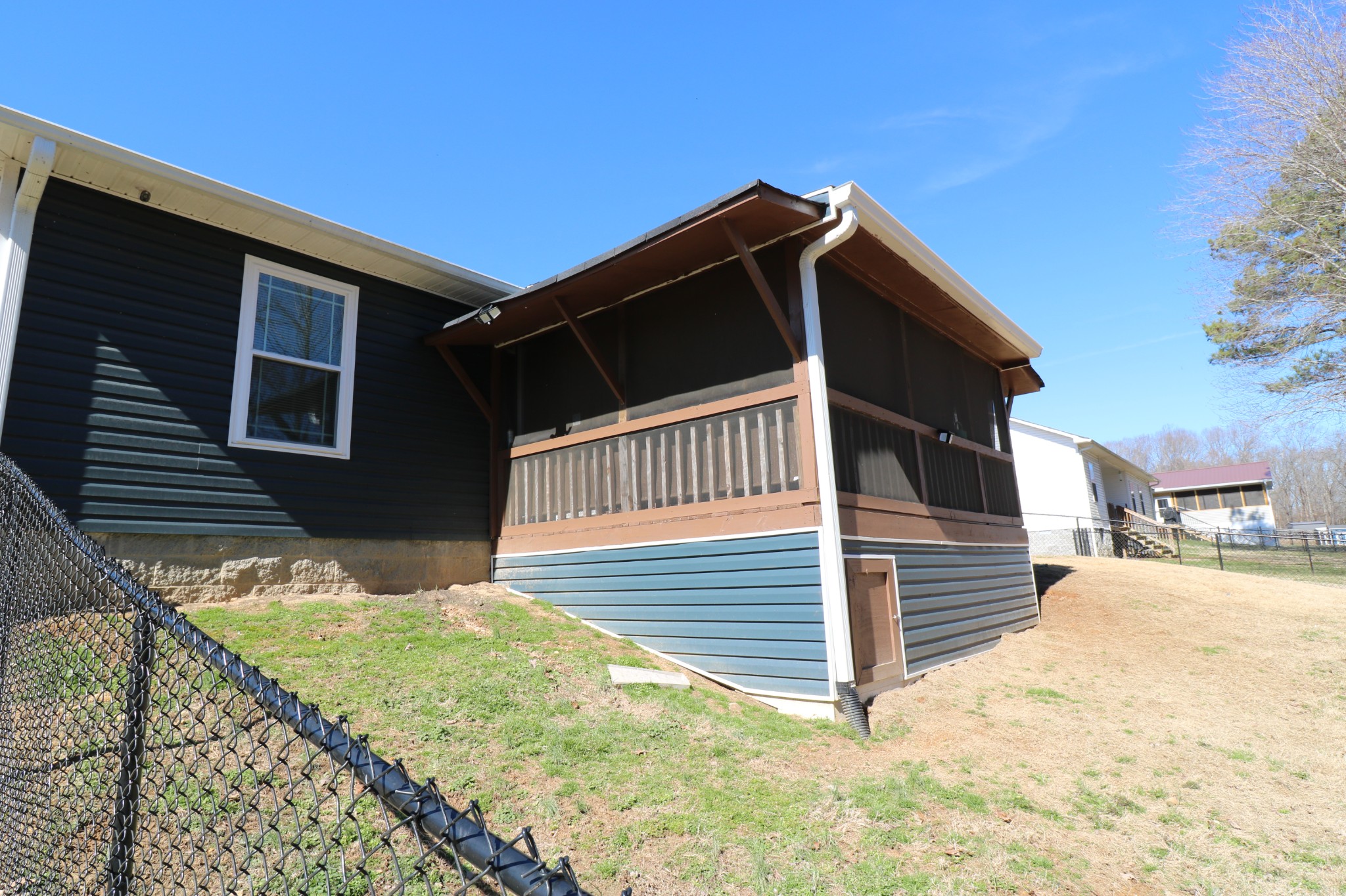 258 Post Oak Road Camden, TN 38320 - Photo 8 of 43 Gallery Image 8