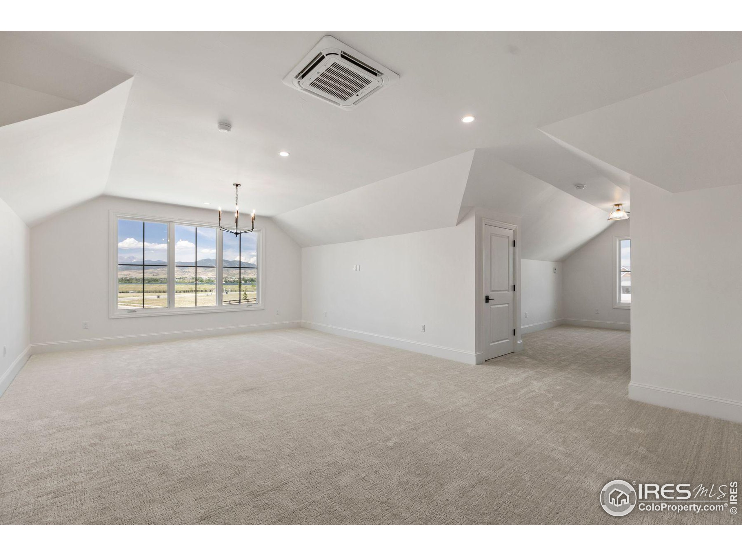 2568 Southwind Road Berthoud, CO 80513 - Photo 28 of 40