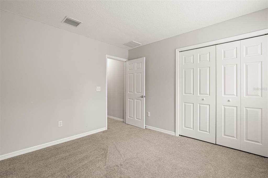 10284 Newminster Loop Ruskin, FL 33573 - Photo 42 of 72