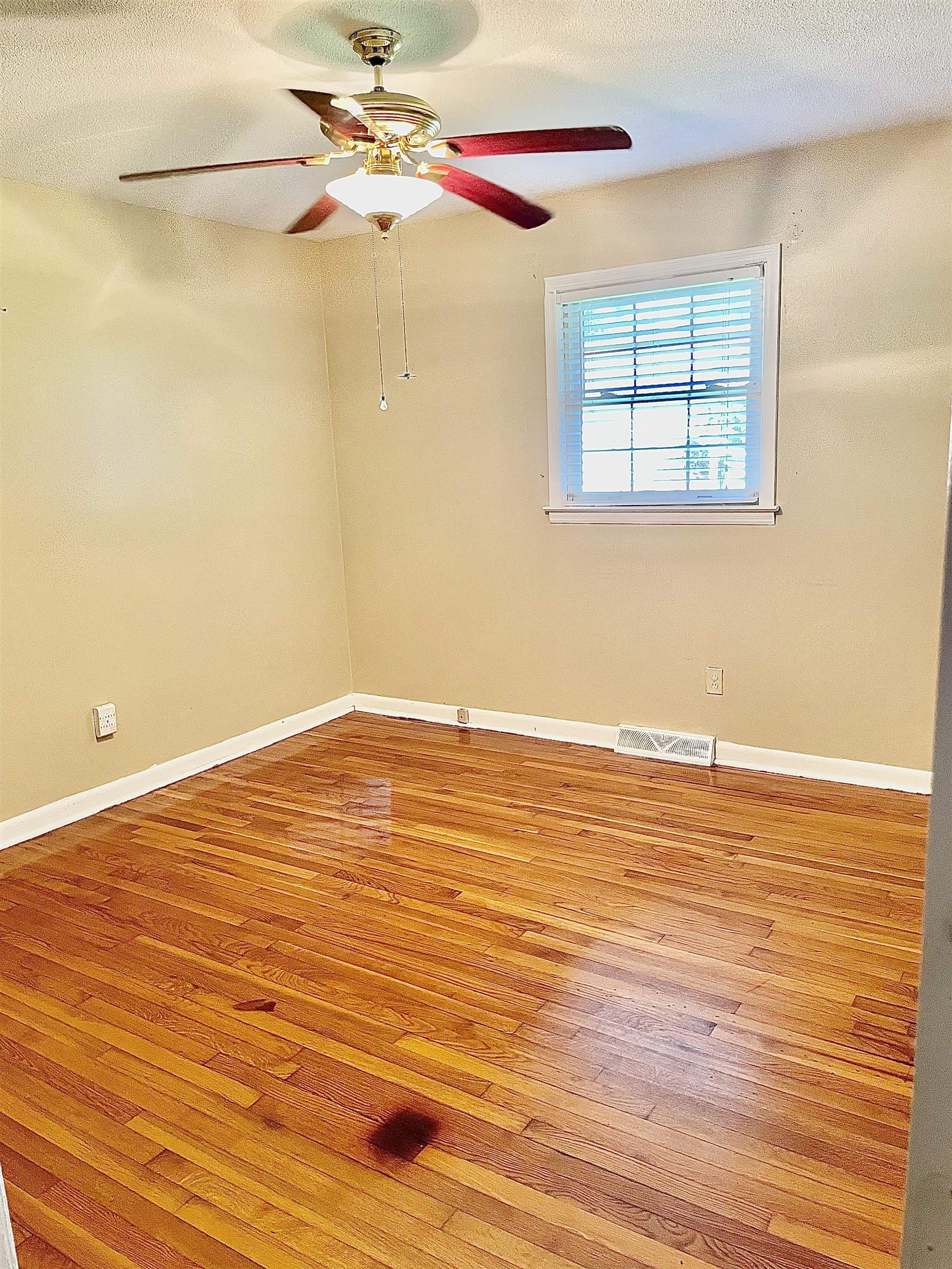 322 Thompson Road Chesnee, SC 29323 - Photo 20 of 32 Gallery Image 20