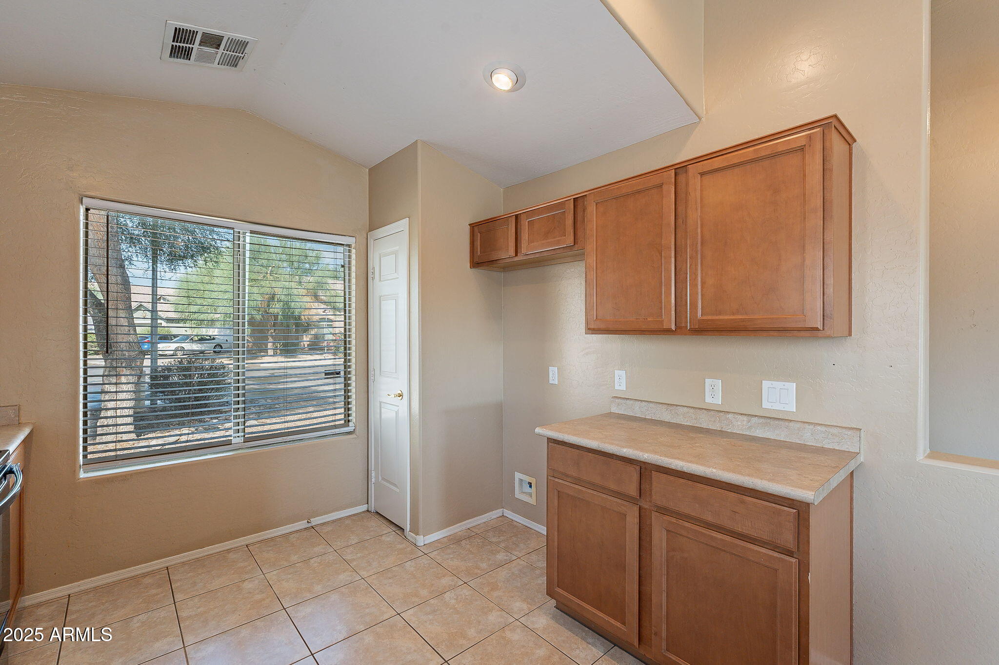19443 North Madison Road Maricopa, AZ 85139 - Photo 11 of 43 Gallery Image 11