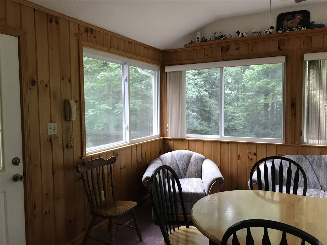 13 Coleridge Road Nashua, NH 03062 - Photo 5 of 17 Gallery Image 5